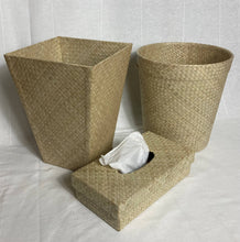 Load image into Gallery viewer, Tissue Box - Pandanus