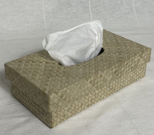 Load image into Gallery viewer, Tissue Box - Pandanus