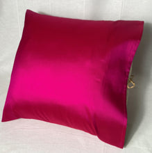 Load image into Gallery viewer, Silk/Hemp Cushion