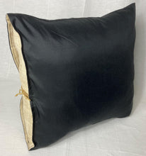 Load image into Gallery viewer, Silk/Hemp Cushion